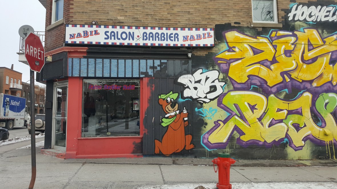 Street art homa, hochelaga, autour des livres