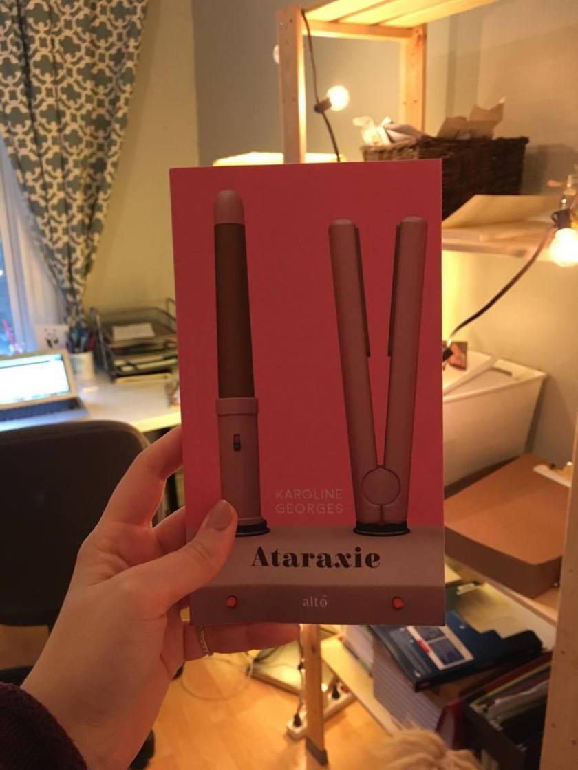 le fil rouge, lefilrougelit, bibliothérapie, les livres qui font du bien, roman québécois, littqc, Ataraxies, Karolyne George, Édition alto, beauté physique, apparence, coiffeuse, beauté, esthétisme