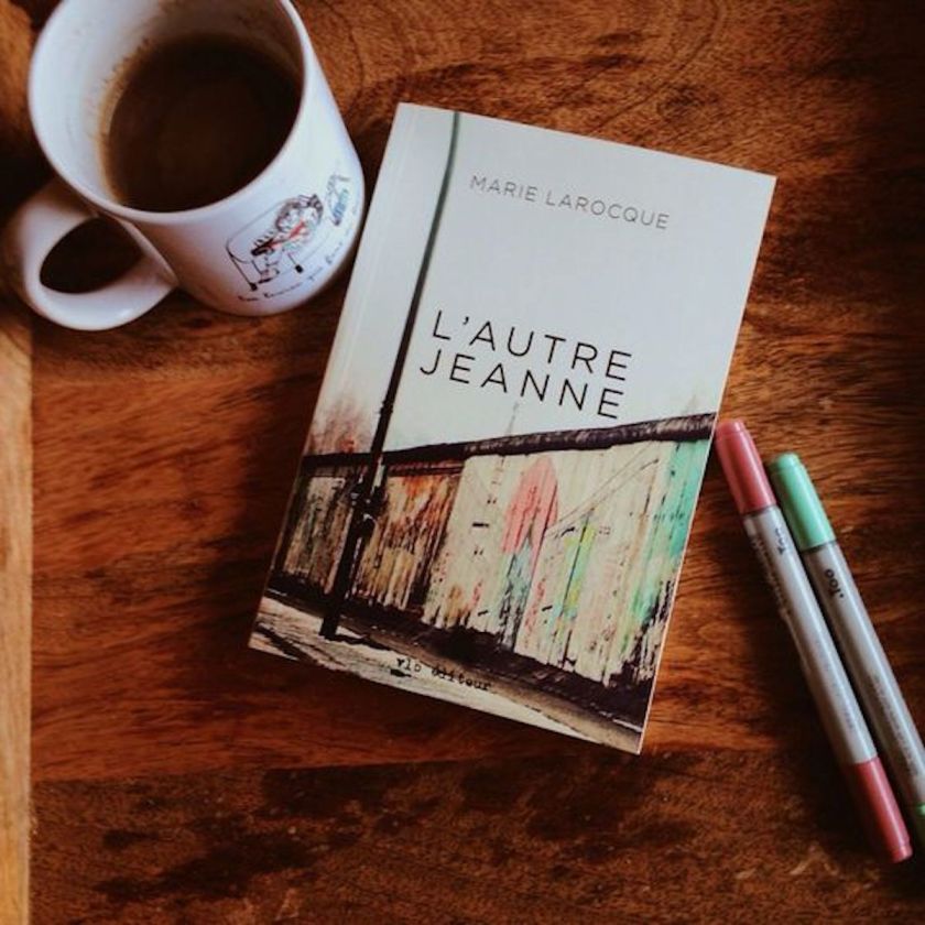 L'autre Jeanne, Marie Larocque, Jeanne chez les autres, littérature québécoise, le fil rouge lit, roman québécois, je lis québécois, littqc, lefilrougelit, voyage, découverte, émancipation, vie familiale, hurtubise