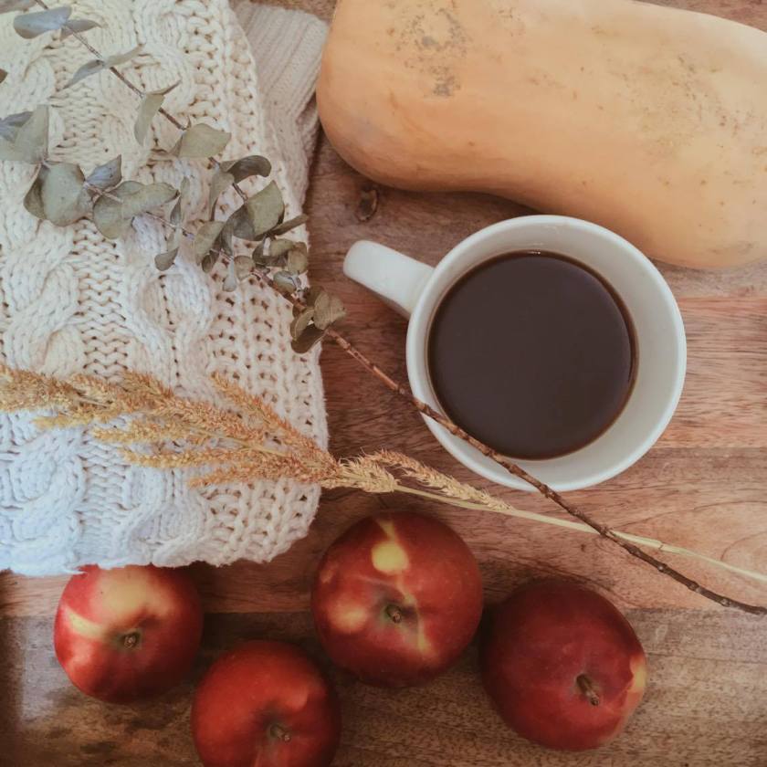 instagram, concours instagram, défi photographie#lefilrougelit #lefilrougeaimelautomne #concours #livres amour des livres, passion lecture, le fil rouge, les livres qui font du bien, bibliothérapie,