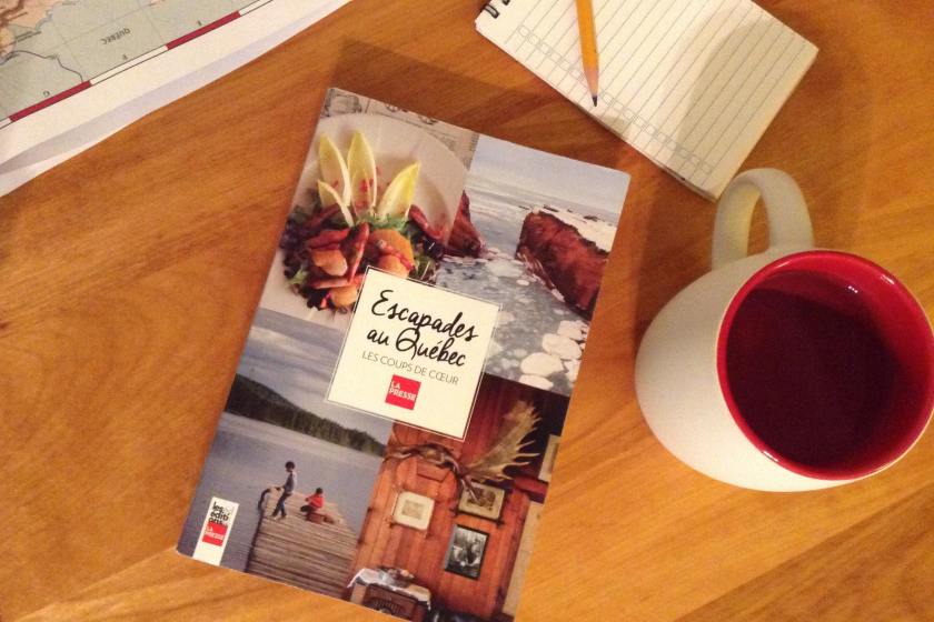 Escapades au Québec, éditions La presse, voyage, voyage au Québec, planifier un voyage, guide de voyage, le fil rouge, le fil rouge lit, bibliothérapie, littérature, lecture, livres, les livres qui font du bien,essais,