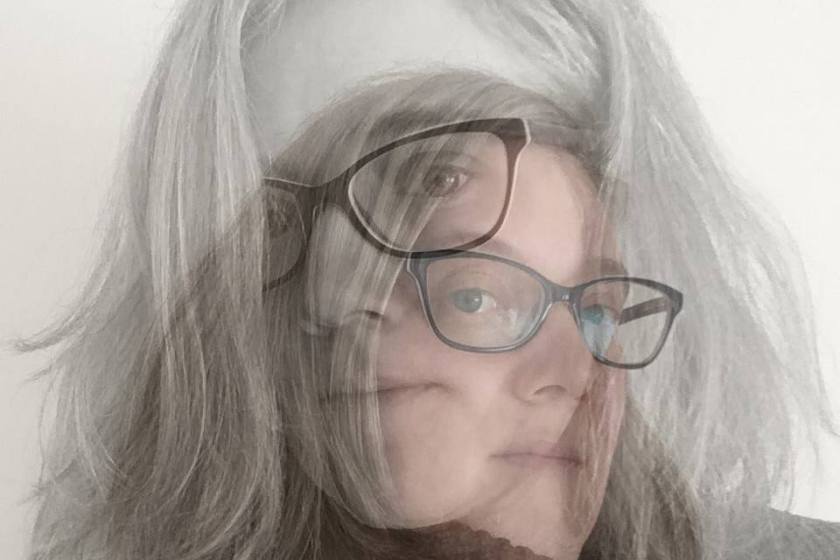 Autour des livres, Aria de laine, Bibliothérapie, Le fil rouge, le fil rouge lit, lecture, les livres qui font du bien, littérature, livres, Meb, Moult Éditions