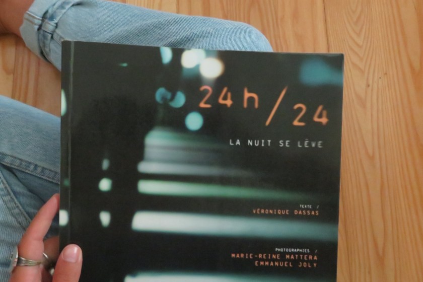 le fil rouge, le fil rouge lit, bibliothérapie, littérature, lecture, livres, les livres qui font du bien, 24h/24 La nuit se lève, Héliotrope, Véronique Dassas, Marie-Reine Mattera, Emmanuel Joly, photographies, littérature québécoise, vie nocturne, Montréal la nuit