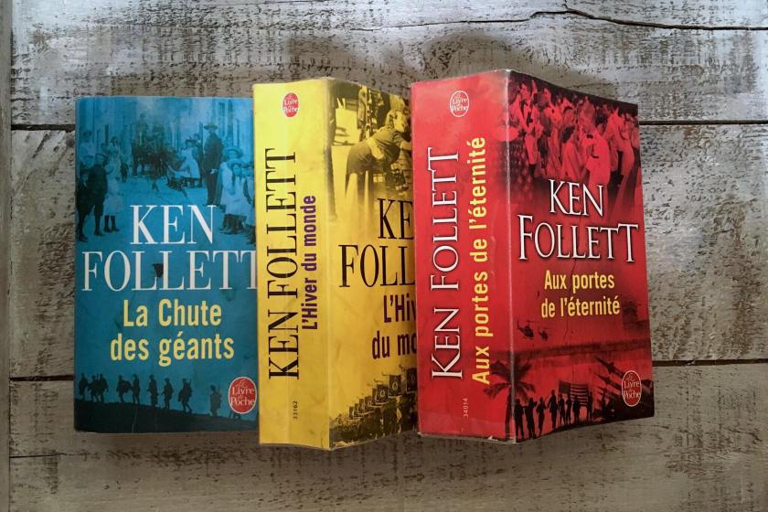 le fil rouge, le fil rouge lit, bibliothérapie, littérature, livres, lecture, les livres qui font du bien, Le Siècle, La Chute des géants, L'Hiver du monde, Aux portes de l'éternité, Le Livre de Poche, Ken Follet, Première Guerre mondiale, Deuxième Guerre mondiale, Guerre froide, droits des femmes, droits des noirs, romans historiques, littératures étrangères