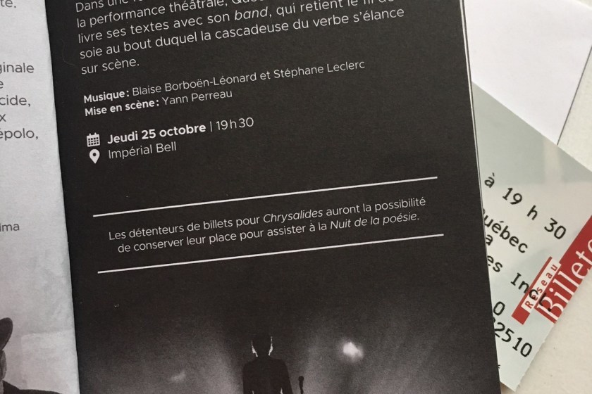 Le fil rouge, le fil rouge lit, bibliothérapie, littérature, livres, livres qui font du bien, Queen KA, Elkahna Talbi, Chrysalides, slam, band poétique, changement, transformation, deuil, quête, origine, poésie et théâtre, poésie, poésie performative