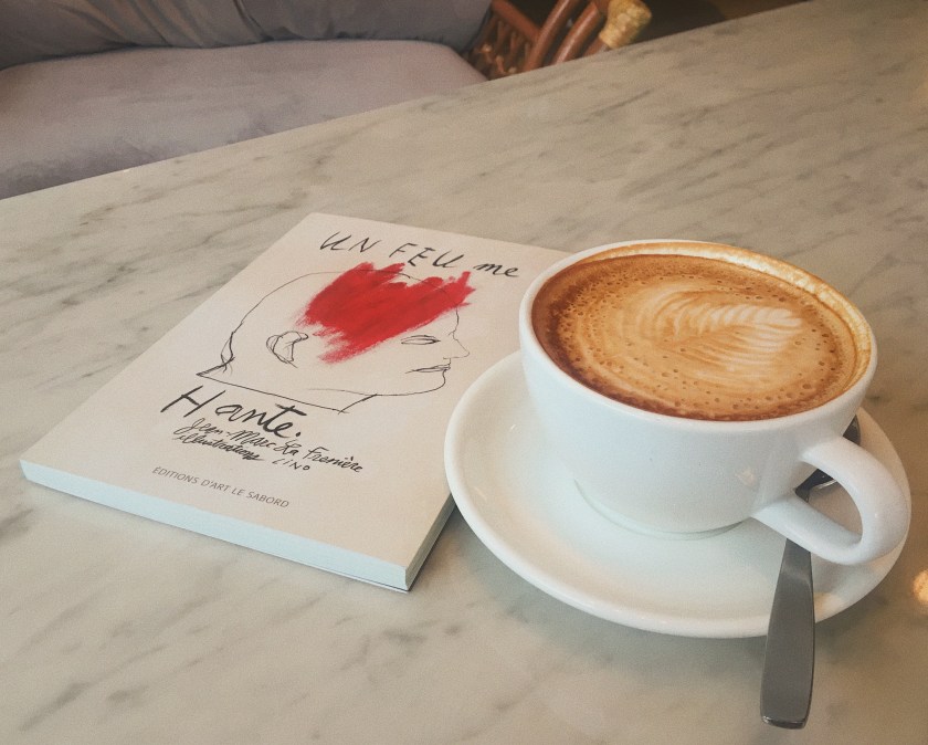 Le fil rouge, le fil rouge lit, bibliothérapie, littérature, lecture, livres, les livres qui font du bien, Un feu me hante, Jean-Marc La Frenière, Lino, Éditions d'art le Sabord, prose, illustrations, amour, mort, temps, vie, littérature québécoise