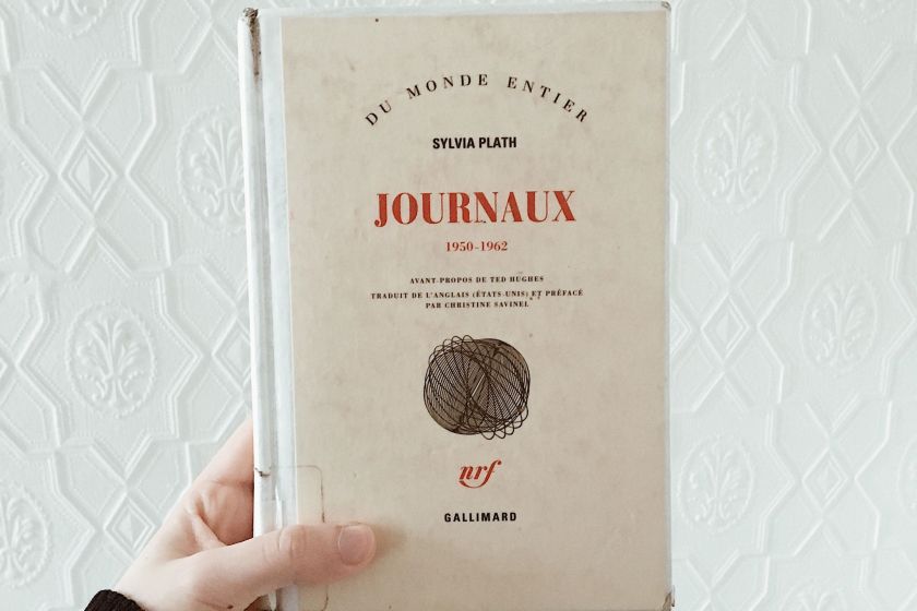 le fil rouge, le fil rouge lit, bibliothérapie, littérature, lecture, les livres qui font du bien, Sylvia Plath, Journal intime, Gallimard, littérature étrangère, littérature américaine