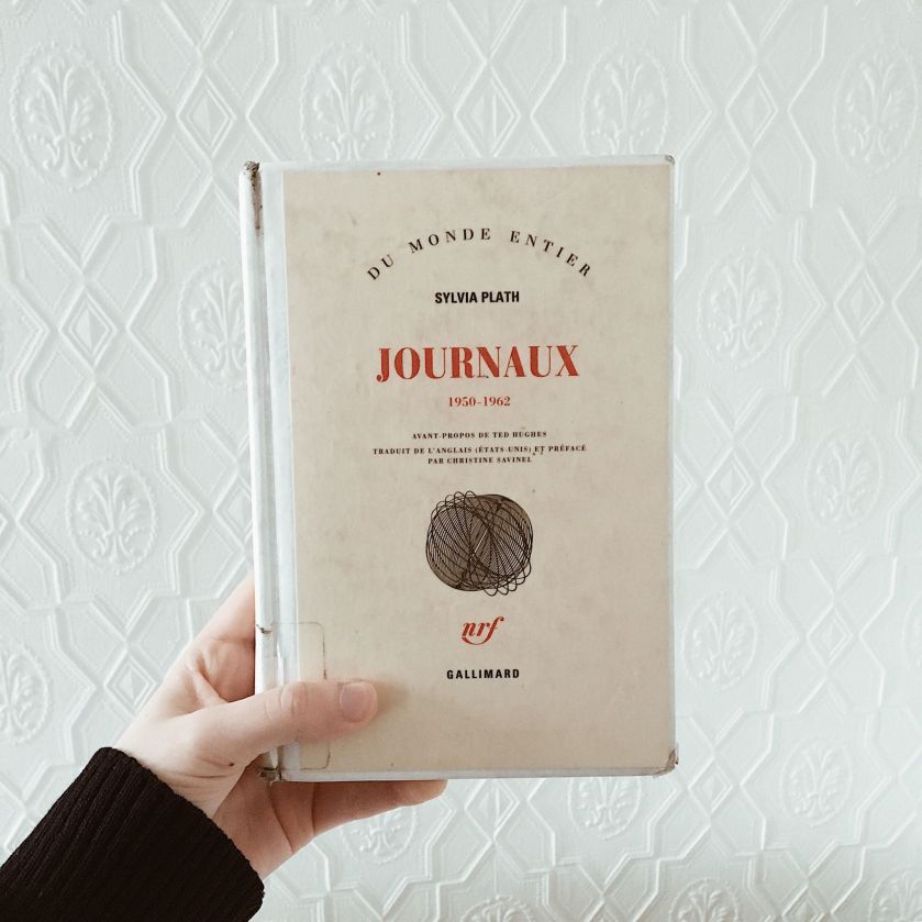 le fil rouge, le fil rouge lit, bibliothérapie, littérature, lecture, les livres qui font du bien, Sylvia Plath, Journal intime, Gallimard, littérature étrangère, littérature américaine