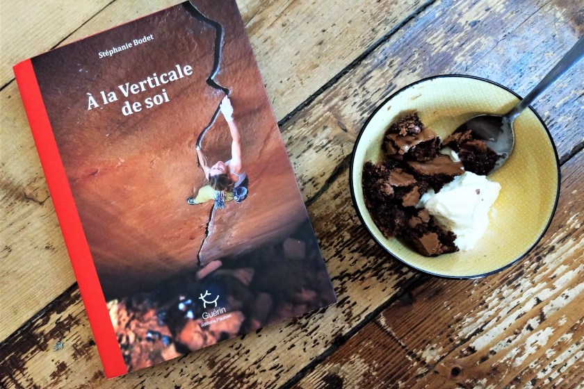 A la verticale de soi, alpinisme, écriture, Bibliothérapie, connaissance de soi, Editions Paulsen, escalade, féminisme, femmes, Guérin, identité, Le fil rouge, le fil rouge lit, lecture, lefilrouge, les livres qui font du bien, littérature, livre, livres, livres qui font du bien, réflexion, stephanie bodet, Sylvain Tesson