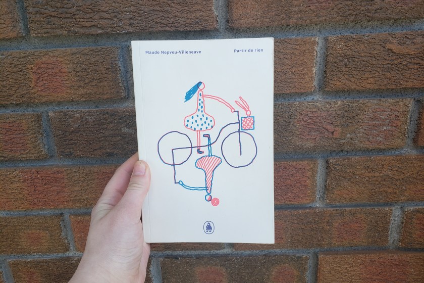 le fil rouge, le fil rouge lit, littérature, littérature québécoise, les livres qui font du bien, bibliothérapie, éditions ta mère, Maude Nepveu-Villeneuve, partir de rien, réédition, amitié, jeunesse, grandir, aventure