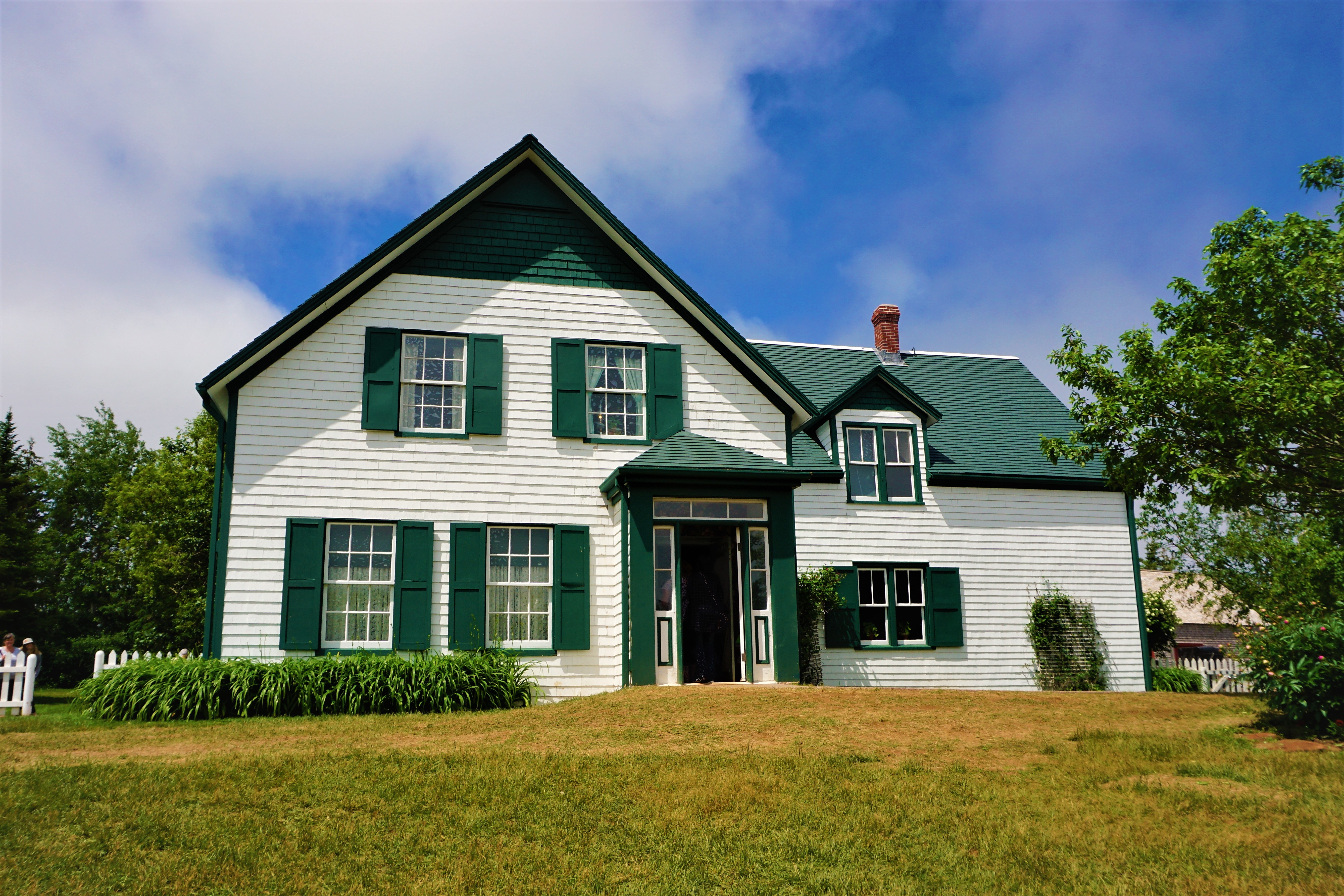 Green Gables Anne La maison aux pignons verts Lucy Maud Montgomery Île-du-Prince-Édouard voyage livre roman jeunesse Le fil rouge