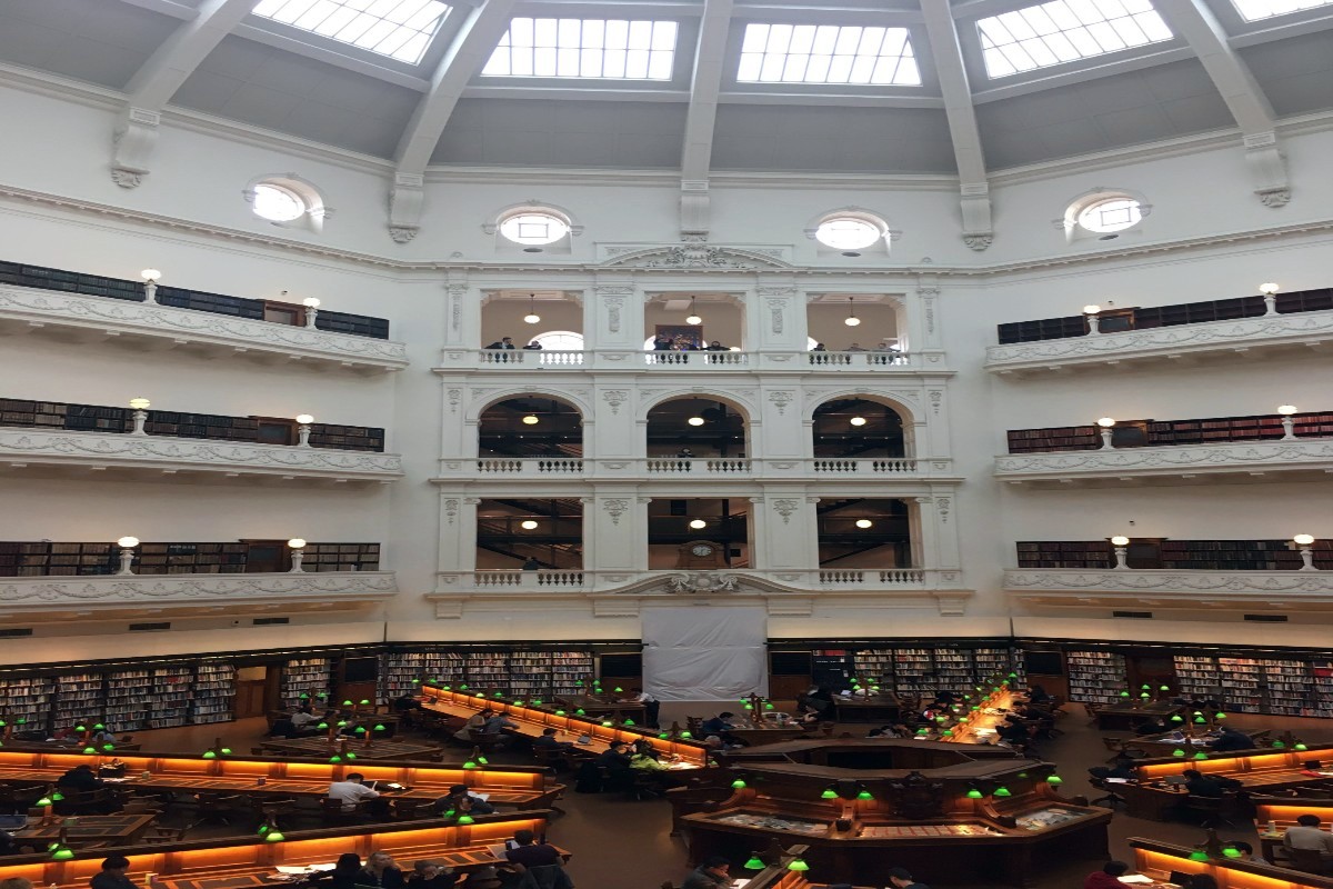 les bibliothèques en voyage, les bibliothèques à travers le monde, voyage, visiter une bibliothèque, le fil rouge, le fil rouge lit, bibliothérapie, lecture, les livres qui font du bien, les bibliothèques: arrêt obligé en voyage